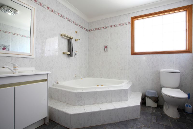 Cost of Bathtub Installation in Bloomfield, CT